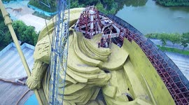 China spends £17 million to relocate 1,200-tonne bronze statue