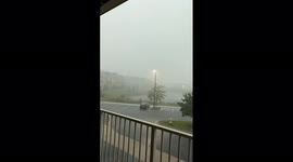 Potential tornado-level winds sweep Chicago