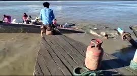 Several feared drowned as two boats with 100 passengers collide on river in India, 50 missing