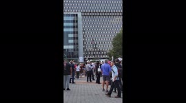 US: Anti-Vax Protest In NYC As Indoor Vax Mandate Takes Effect 2