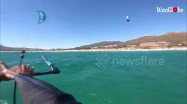 Spanish kitesurfer smashes world record for longest hang-time with astonishing leap