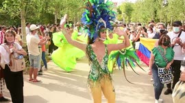 El carnaval de Barranquilla, Colombia en las calles de Madrid como invitado especial en la feria del libro de Madrid.