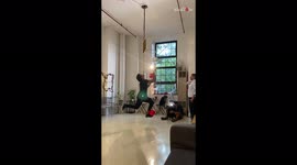 'Man with an 'Iron Jaw' performs UNREAL basketball trick shot '