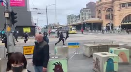 Australia: Construction Workers Against Vaccine Mandate Protest For Second Day In Melbourne 3