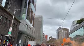 Australia: Construction Workers Against Vaccine Mandate Protest For Second Day In Melbourne 4