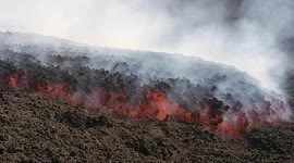 Stunning closeup of molten lava from latest Etna eruption