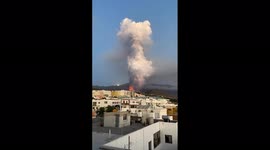 Spain: Volcano Erupts On La Palma In Canary Islands 11