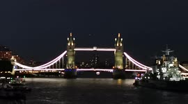 UFO alert in London? Mysterious light surfaces near Tower Bridge