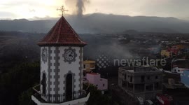 Drone footage - La Palma Volcano 22/09/2021. Entering Todoque from the church of the city with a drone. Magma just a few meters away.