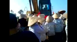 Vietnamese protests killed by bulldozer