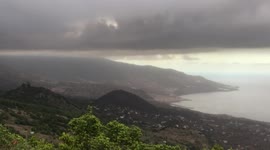 Holy smokes! Cloud of volcanic ash fills La Palma, Spain skies