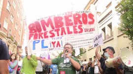 Manifestación de los sindicatos de la izquierda  para denunciar el “Icetazo” y pedir cambios legislativos