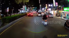 ACCIDENT / FAIL: Distracted Moped Rider Rear Ends Car At Traffic Stop (Dashcam Video)