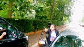 Cycling Gandalf strikes again! London biker prevents motorist from driving wrong way down road