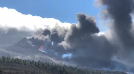 View from El Paso of 11th day of La Palma Volcano eruption with strong winds