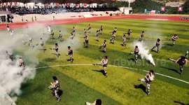 University students perform impressive military drills to welcome China's National Day