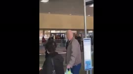 Police rush into Metrotown Mall with guns in Vancouver Bc over bomb and shooter threat