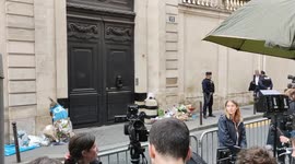 Death of Bernard Tapie. Fans lay flowers at his home, the Hotel de Cavoye, Paris, rue des Saints-Peres.3oct2021.