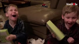 Twins have hilarious reaction to getting their own tablet computers for Christmas