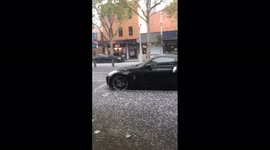 Australia: Spring Storm Brings Hail To Melbourne 3