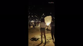 'Thousands of DAZZLING floating lanterns light up the Las Vegas sky
'