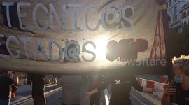El personal técnico temporal de los Teatro Nacionales se manifiesta en defensa de su empleo