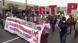 Peruvians protest against the change of prime minister in Lima