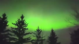 Stunning Aurora Borealis lights up Calgary, Canada skies