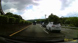 ROAD RAGE: Mad driver intentionally drives into truck on a highway for blocking the lane (Dashcam Video)
