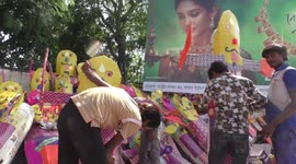 Ravana effigy makers face financial crisis ahead of Dussehra due to COVID-19 in India