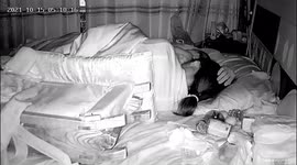 Chinese mother tries to protect baby after being awoken by 4.7-magnitude earthquake