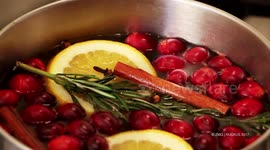 DIY potpourri makes your home smell like the holidays