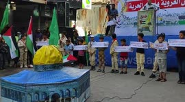 Protestors gather in solidarity with Palestinian prisoners in Israeli jails in Jabalia