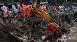 Clean-up begins in flood-ravaged Kerala as death toll continues to rise