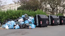 Brighton Bin Strikes continue in to  second week, Council and the GMB Union to Vote on Deal to End