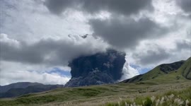 Japan: Mount Aso Volcano Erupts, Spews Thick Volcanic Ash Into The Sky 7