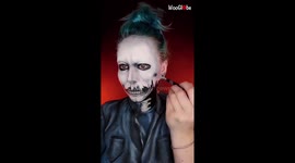 Canadian makeup artist transforms herself into Michael Myers in time for Halloween