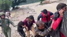 IAF helicopters conduct rescue operations post flood in northern India