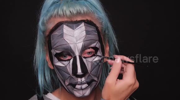 Talented makeup artist transforms herself into the Front Man from Netflix's 'Squid Game'