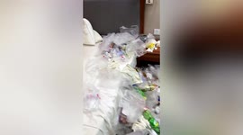 Guest leaves heaps of rubbish in hotel room in China after living there for a month