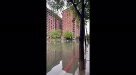 US: State Of Emergency Declared As Nor’easter Brings Flooding To Tri-State Area 4