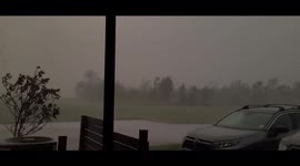 Tornado-producing storms sweep through Texas, Louisiana