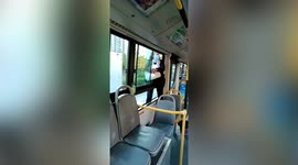 Passenger forces bus driver in China to stop vehicle by threatening to jump out of window