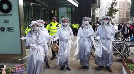 Climate activists from Extinction Rebellion gather in London to demand end to Silvertown Tunnel project