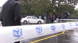 Rainy weather as Local Elections commence in South Africa, politicians cast early votes