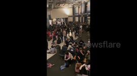 Hundreds stuck at LAX Airport after massive power cut causes flight delays