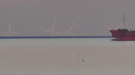 Mind bending optical illusion appears to show wind turbines spinning under water in Kent, UK (4k short edit)