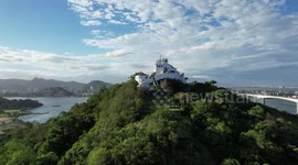 Convento da Penha is close to the Third Bridge. And it is one of the oldest religious sanctuaries in Brazil, located in the municipality of Vila Velha, state of Espírito Santo