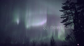 Spectacular northern lights sweeps Sweden skies