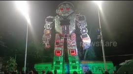 Students build 30-foot-high 'ROBO' statue from e-waste in India